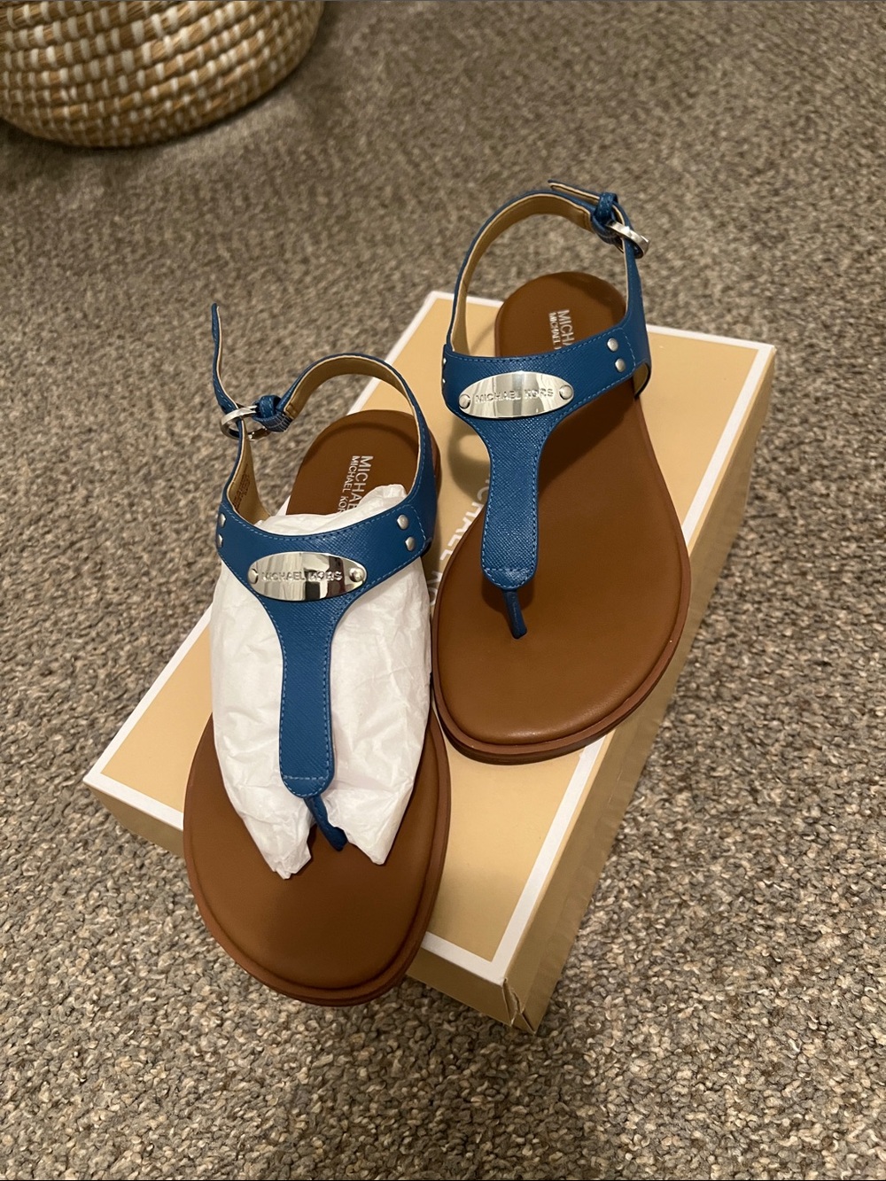 Michael Kors leather thong sandals. 6.5